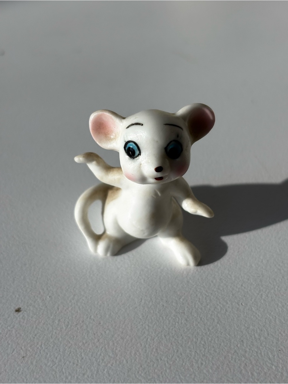Vintage Hand Painted Bone China Miniature Mouse Figurine 1”